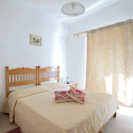 Cabras Apartment *