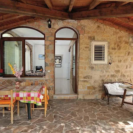 Cabras Apartment
