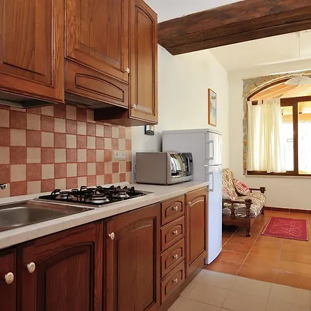 Cabras Apartment *