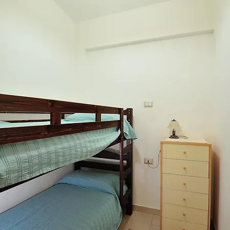 Cabras Apartment *